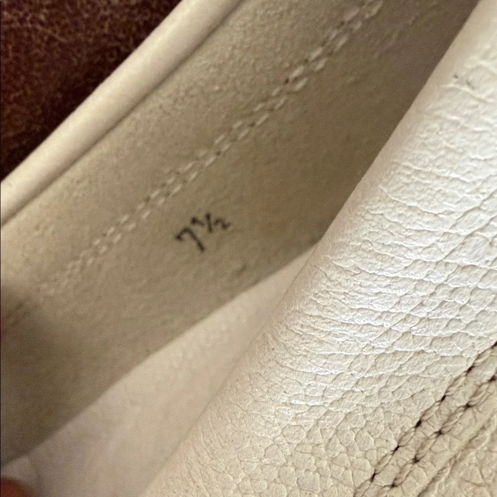 Tod’s leather driving loafers Gommino moccasins pebble-studded rubber soles - Picture 6 of 8